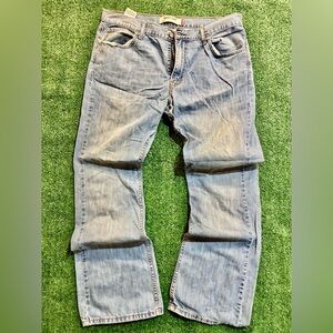 Levi's Men's Boot Cut Baggy Jeans in Light Blue Denim